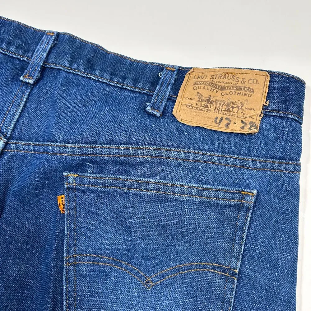Vintage Levi's‎ Straight Leg Denim Jeans Medium Wash Altered Hem Mens 42x28